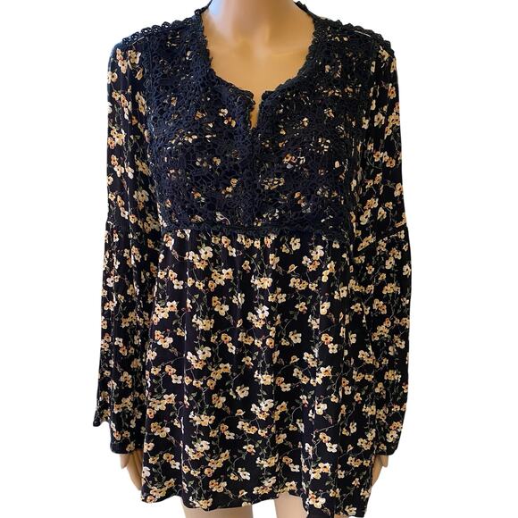 Suzanne Betro Tops - Suzanne Betro Weekend Floral Top Blouse 1X Black Yellow Floral Lace Coastal Boho